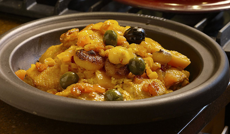 Chicken Tagine with Apricots and Golden Raisins