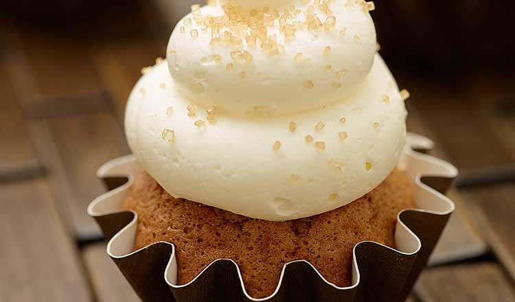 Carrot cake cupcakes