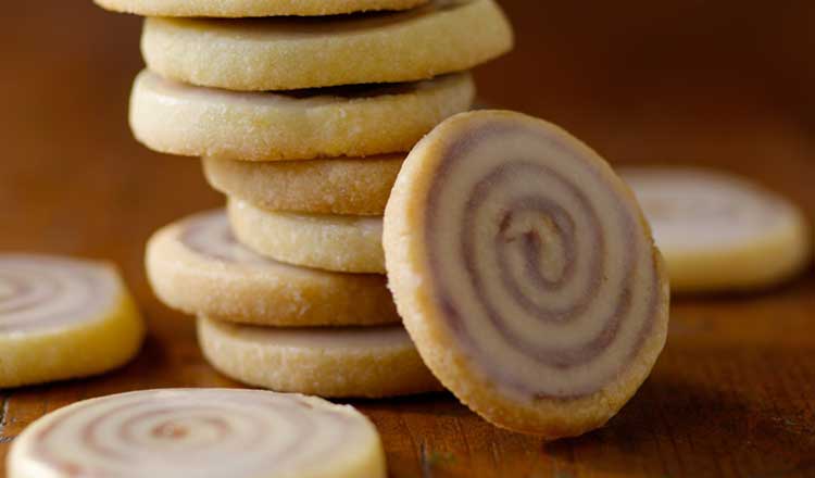 Cinnamon bun cookies