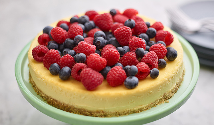 Cheesecake with fresh summer berries