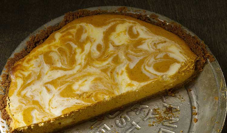 Pumpkin cheesecake pie