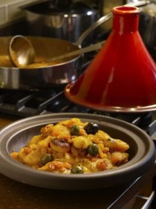 Chicken and golden raisin tagine