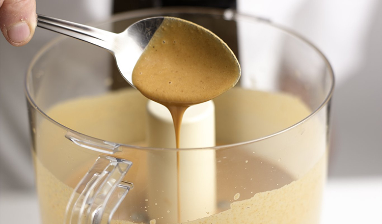 Homemade peanut butter
