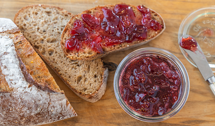 strawberry jam on bread