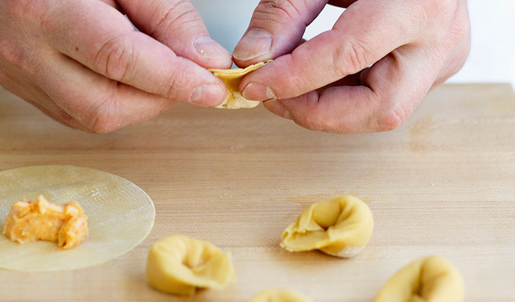 Carrot tortellini