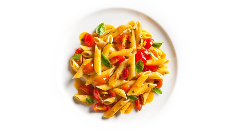 Penne con Pomodoro e Basilico (Penne with Fresh Tomato and Basil)