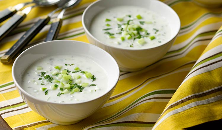 Kh’yaaf b’Lubban (Chilled Cucumber and Yogurt Soup)