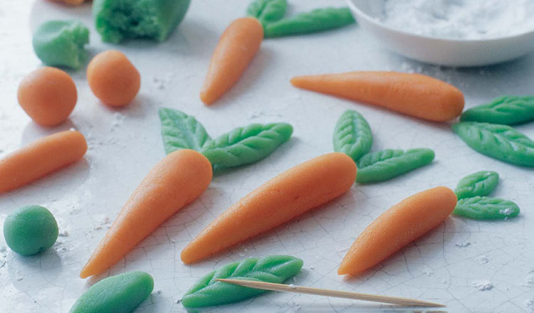 Marzipan carrots