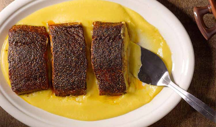 Ancho-Crusted Salmon with Yellow Pepper Sauce