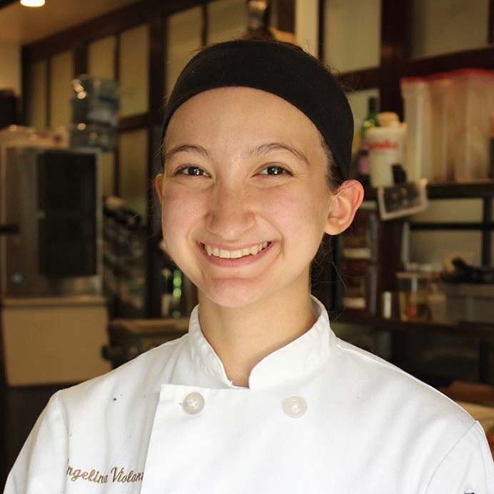 Angelina Violante ’21 Image of a smiling Angelina Violante ’21.