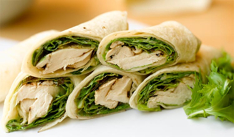 Tortillas with spinach and chicken