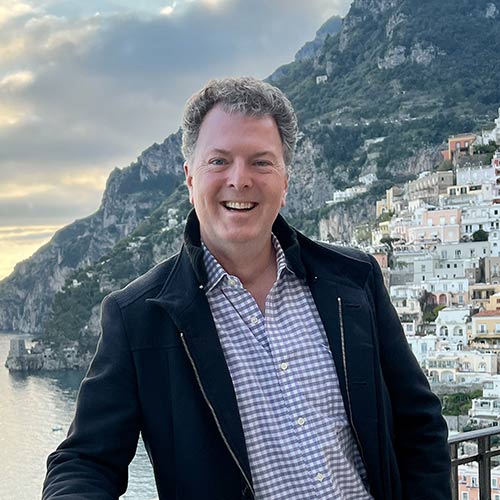 Alder Yarrow, pioneering wine writer and founder of the award-winning Vinography blog.